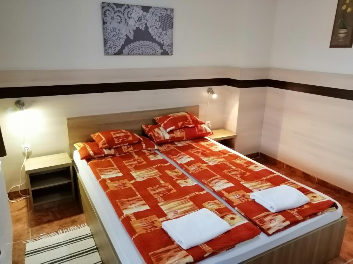 Csipkeház Apartman Cserkeszolo Exterior foto