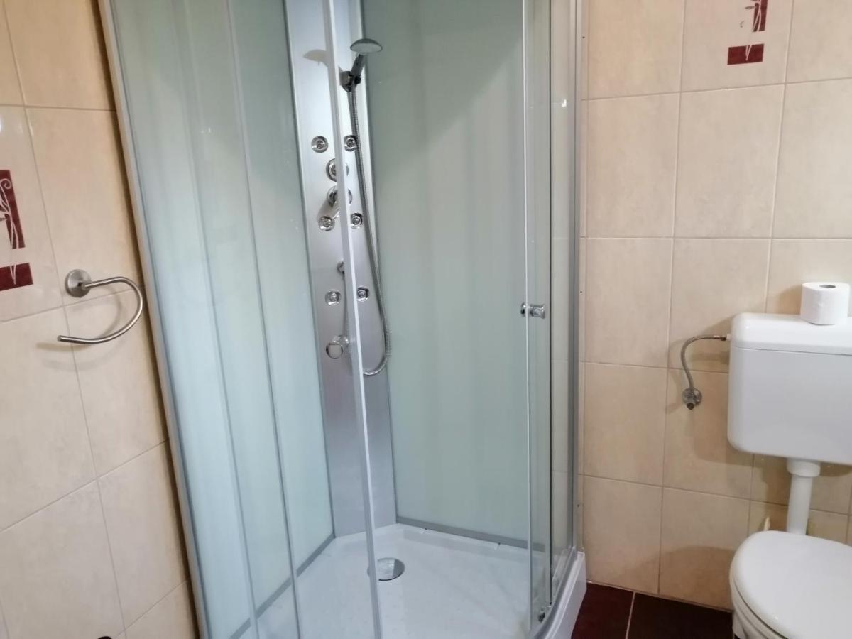 Csipkeház Apartman Cserkeszolo Exterior foto