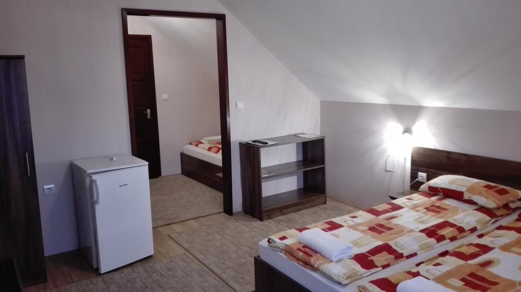 Csipkeház Apartman Cserkeszolo Exterior foto