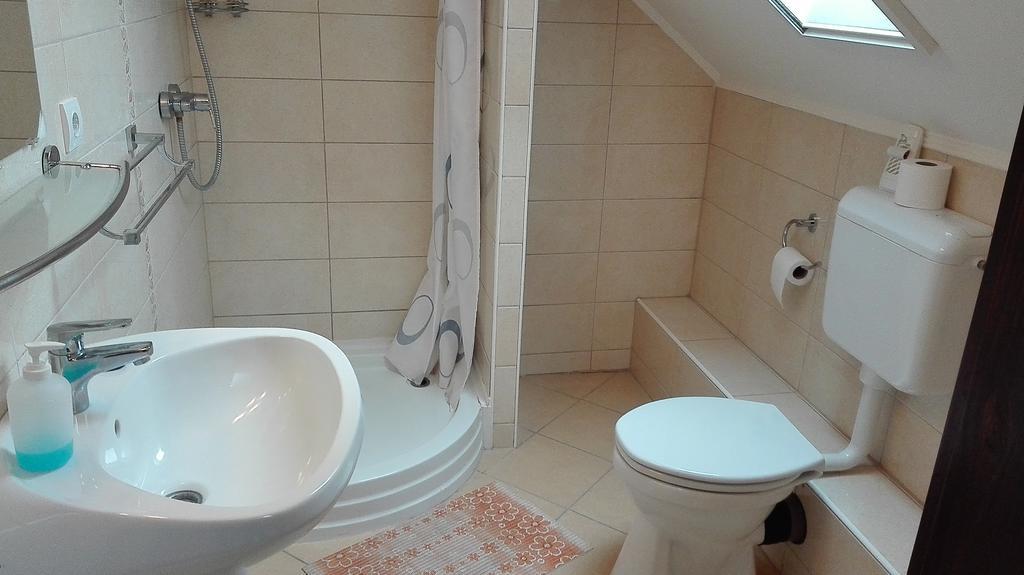 Csipkeház Apartman Cserkeszolo Exterior foto